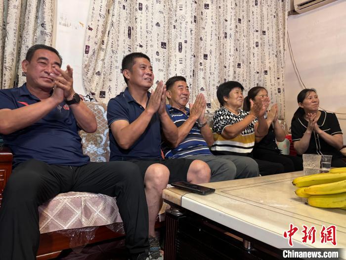 巴黎奥运：巩立姣用24年书写10秒的热爱与坚持的