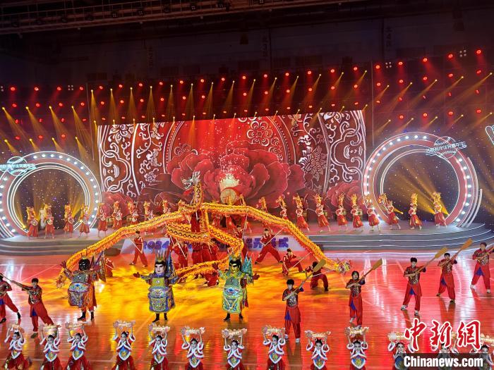 海峡论坛聚焦两岸青少年：厦门体育嘉年华点燃