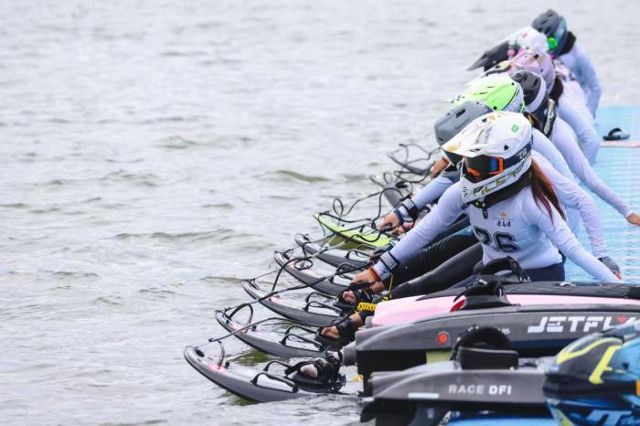 2025中国动力冲浪板公开赛香岛湾站圆满落幕 张茂