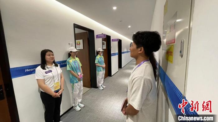 外籍志愿者架起文化桥梁 亚运会见证多元交流