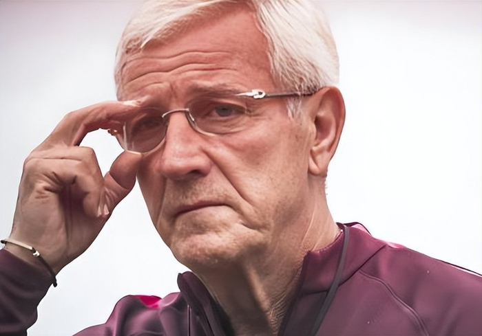 武磊复出两球助上港4比1大胜青岛西海岸 穆斯卡