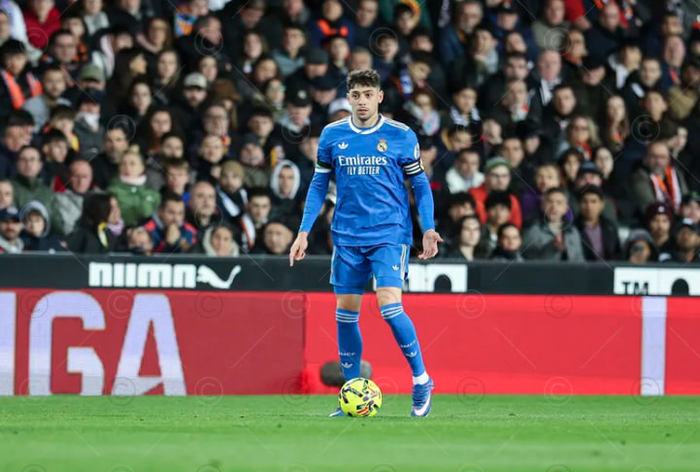 利物浦7000万英镑报价穆里略 引援补强防线重塑计