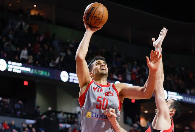 纽约尼克斯逆转金州勇士取三连胜 尤尔特塞文首