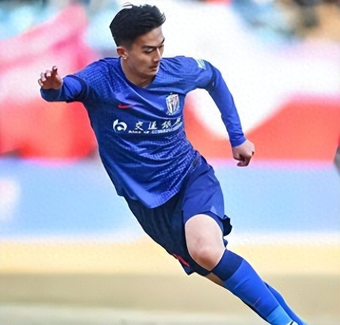 莱昂纳多破门助上港力克云南玉昆 魏震渐入佳境