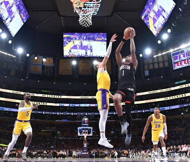 湖人全员爆发力克火箭 东契奇缺席成关键转折点